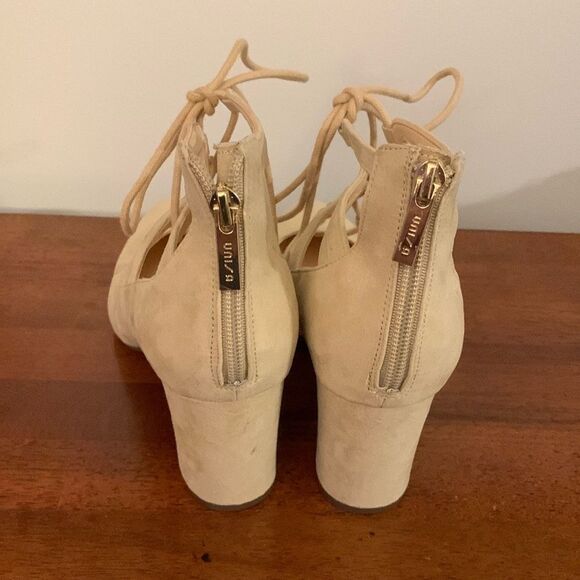 Unisa Cream Vintage Look Lace-Up Block Heels - Picture 3 of 11